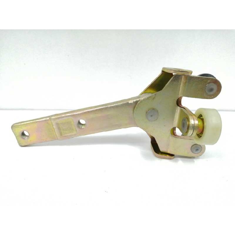 Recambio de soporte / guia puerta corredera para mercedes-benz vito (w638) caja cerrada 108 d  (638.064) referencia OEM IAM A638