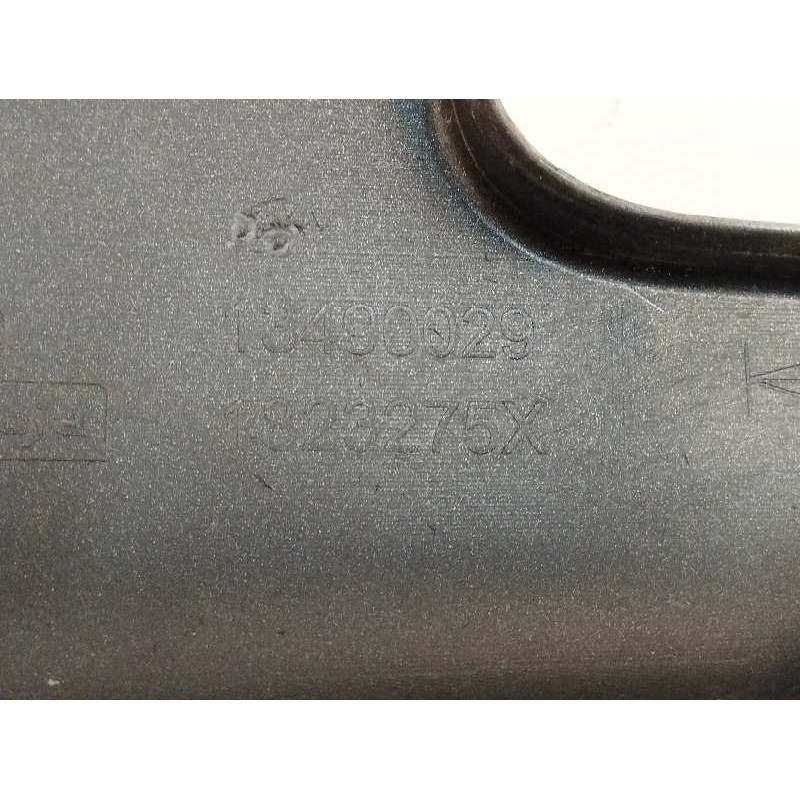 MOLDURA PARAGOLPES DELANTERO