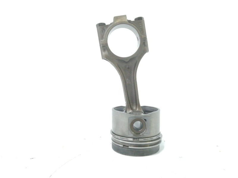 Recambio de biela para opel kadett e 1.7 diesel referencia OEM IAM  CON PISTON 