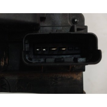 Recambio de cerradura puerta delantera derecha para hyundai i30 1.4 cat referencia OEM IAM 813202L030  