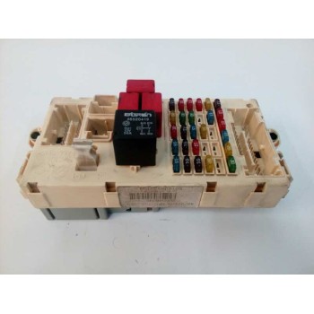 CAJA RELES / FUSIBLES 46750594 