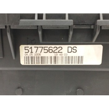 Recambio de caja reles / fusibles para fiat grande punto (199_) 1.3 d multijet referencia OEM IAM 51775622  