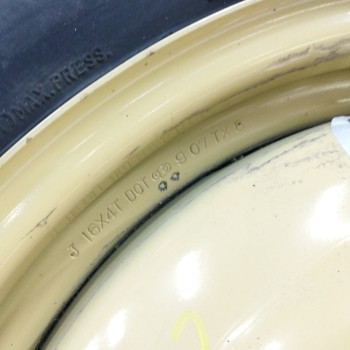 Recambio de neumatico repuesto para mitsubishi grandis (na0w) 2.0 di-d cat referencia OEM IAM MN103411 J16X4T 5H 5X115