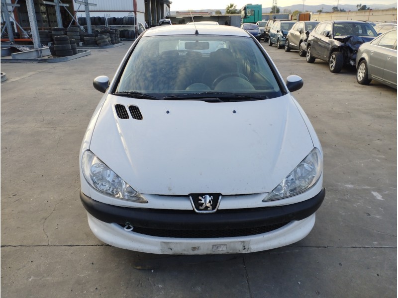 Recambio de carroceria corte para peugeot 206 berlina 1.4 hdi referencia OEM IAM   