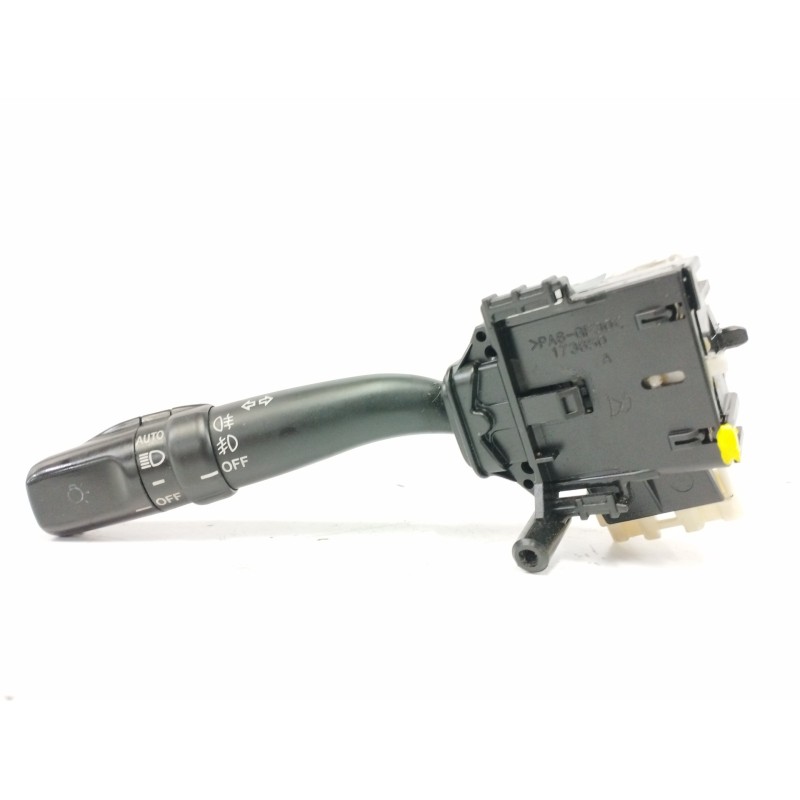 Recambio de mando luces para toyota avensis berlina (t25) 2.2 d-4d cat referencia OEM IAM 8414005140  