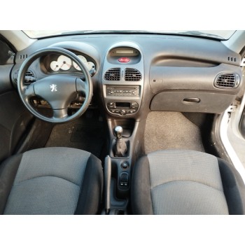 Recambio de carroceria corte para peugeot 206 berlina 1.4 hdi referencia OEM IAM   