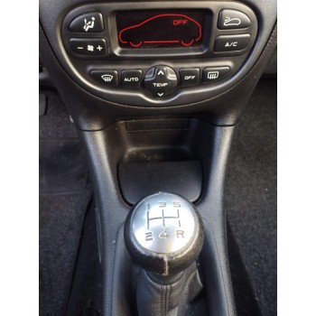 Recambio de carroceria corte para peugeot 206 berlina 1.4 hdi referencia OEM IAM   