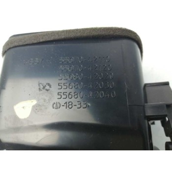 Recambio de rejilla aireadora para toyota rav 4 iv (_a4_) 2.2 d 4wd (ala49) referencia OEM IAM 5568042030 CENTRAL DERECHA 