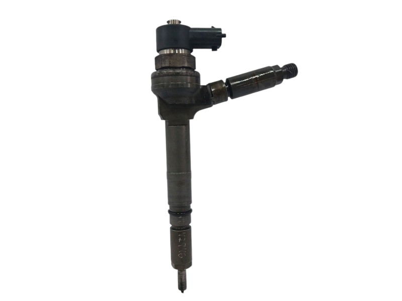 Recambio de inyector para opel astra h berlina 1.7 16v cdti referencia OEM IAM 0445110175  