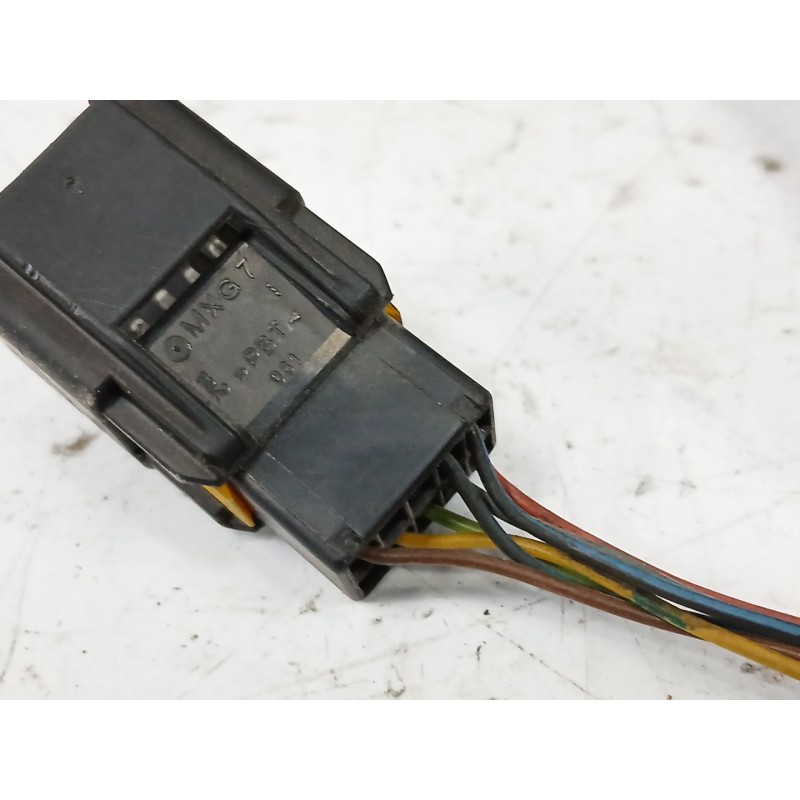 RETROVISOR IZQUIERDO