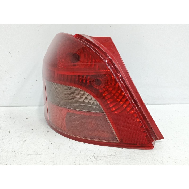 Recambio de piloto trasero izquierdo para toyota yaris (_p9_) 1.4 d-4d (nlp90_) referencia OEM IAM   