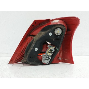 Recambio de piloto trasero izquierdo para toyota yaris (_p9_) 1.4 d-4d (nlp90_) referencia OEM IAM   