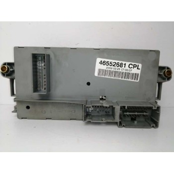 Recambio de caja reles / fusibles para fiat punto berlina (188) 1.9 diesel eco referencia OEM IAM 46812228  