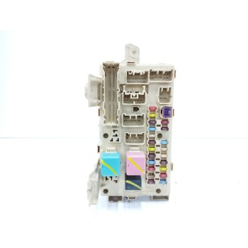 CAJA RELES / FUSIBLES 8264105020 