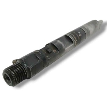 Recambio de inyector para renault megane ii berlina 5p confort expression referencia OEM IAM 8200365186 8200049873 EJBR01801A