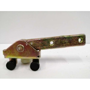 Recambio de soporte / guia puerta corredera para mercedes-benz vito (w638) caja cerrada 108 d  (638.064) referencia OEM IAM A638