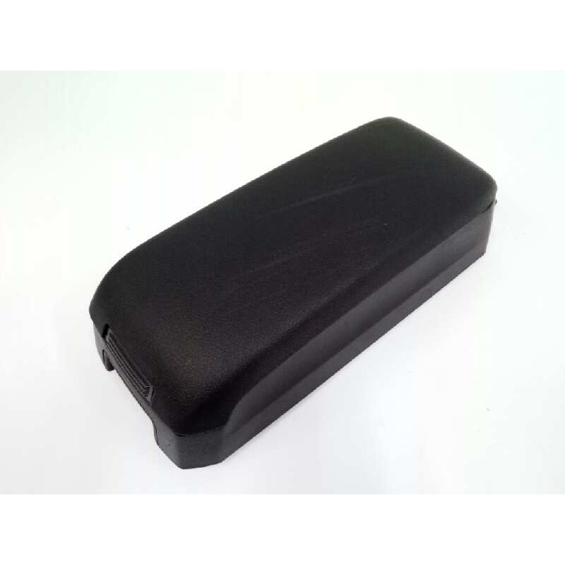 Recambio de apoyabrazos central para jeep compass 2.2 crd cat referencia OEM IAM 1WN92XDVAA OBSERVAR FOTO 