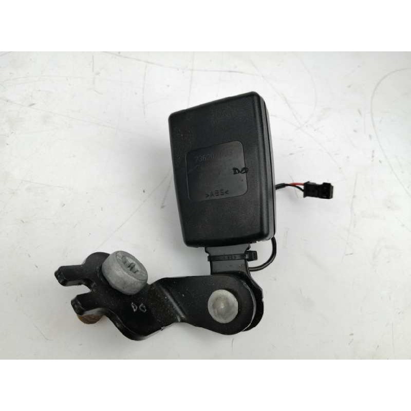 Recambio de enganche cinturon derecho para mini mini (f56) 1.5 12v referencia OEM IAM 7362070 TRASERO 34180806C
