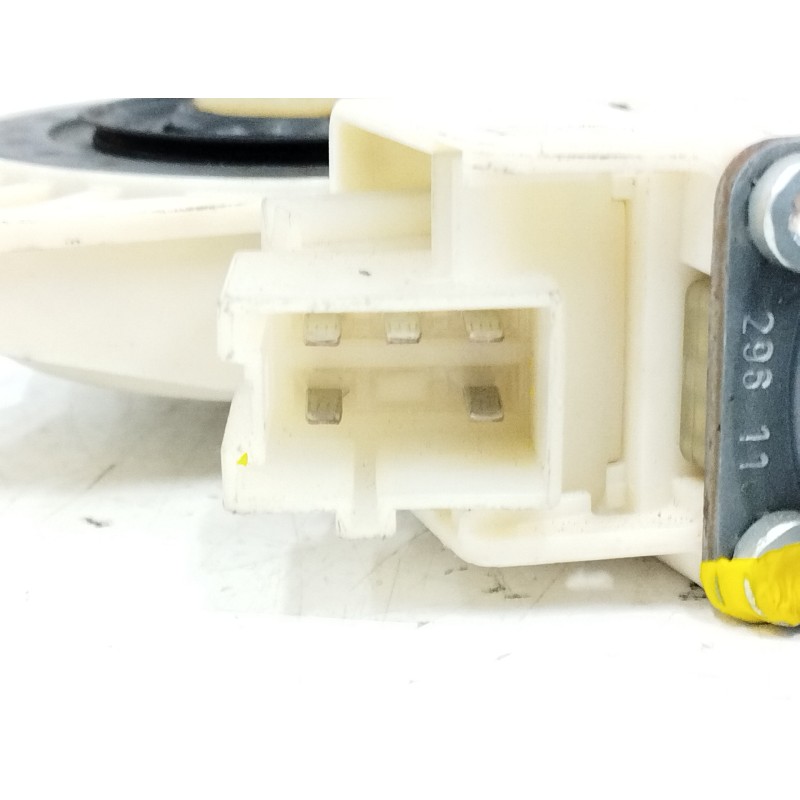 MOTOR ELEVALUNAS TRASERO IZQUIERDO 0130822505