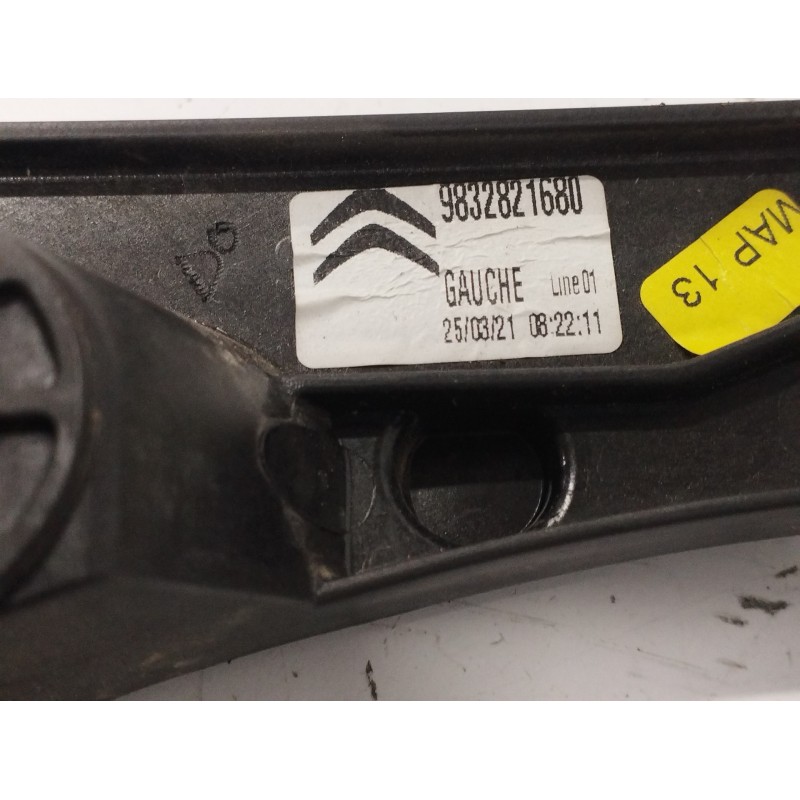 ELEVALUNAS DELANTERO IZQUIERDO