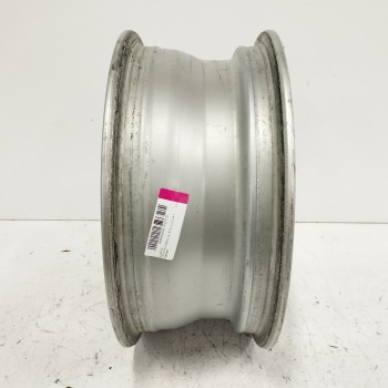 Recambio de llanta para toyota corolla (e12) 2.0 d-cat referencia OEM IAM 4261102430 15X6JJ ET45 4H 4X100