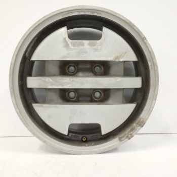 LLANTA 14149561 5 5JX14FHH442 NECESITA REPARACION