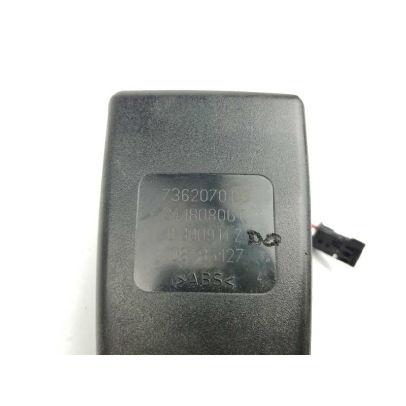 ENGANCHE CINTURON DERECHO TRASERO 34180806C
