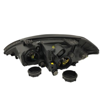Recambio de faro derecho para ssangyong kyron 2.0 referencia OEM IAM 8310409102 PARA PULIR 