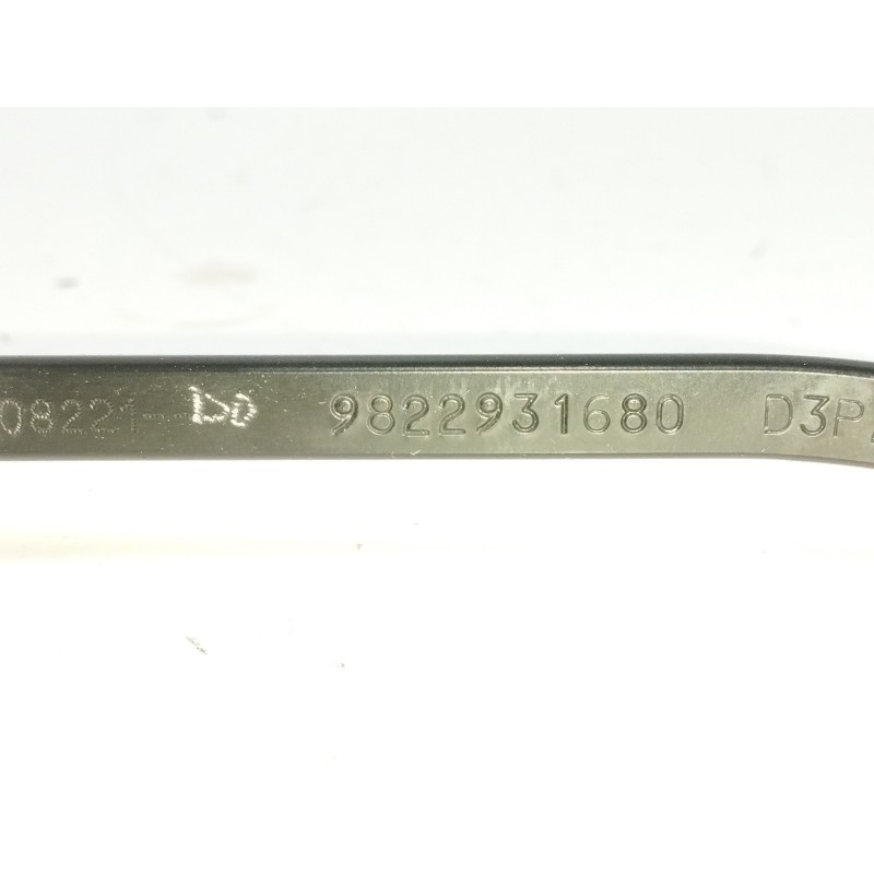 BRAZO LIMPIA DELANTERO IZQUIERDO