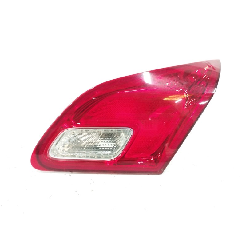 Recambio de piloto trasero derecho interior para opel astra j lim. 1.7 16v cdti referencia OEM IAM   