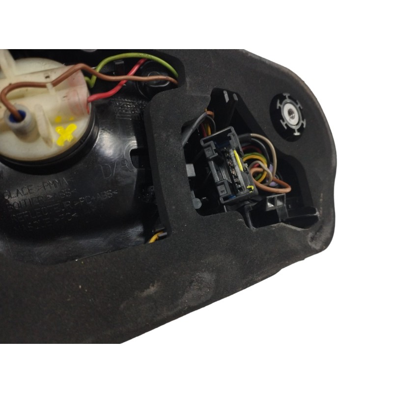 PILOTO TRASERO DERECHO