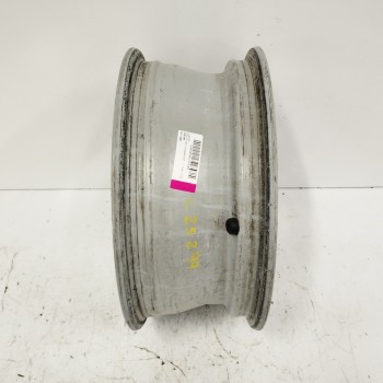 Recambio de llanta para volvo c30 1.6 diesel cat referencia OEM IAM 30714962 6JX15X46 5H 5X108
