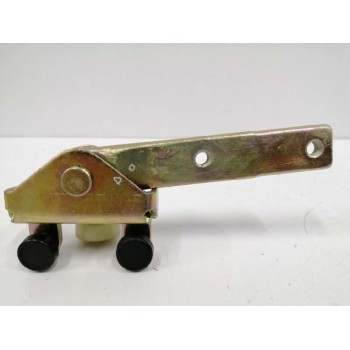 Recambio de soporte / guia puerta corredera para mercedes-benz vito (w638) caja cerrada 108 d  (638.064) referencia OEM IAM A638