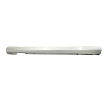 FALDON LATERAL A2046900340 LADO IZQUIERDO 