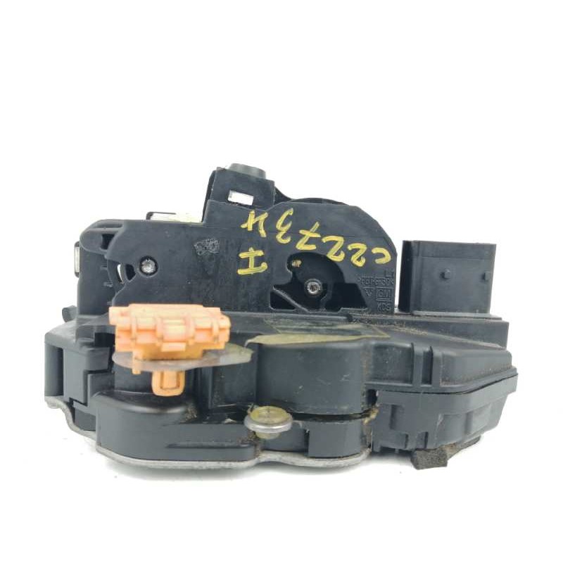 Recambio de cerradura puerta delantera izquierda para opel zafira tourer 1.6 cdti dpf referencia OEM IAM 3023881  