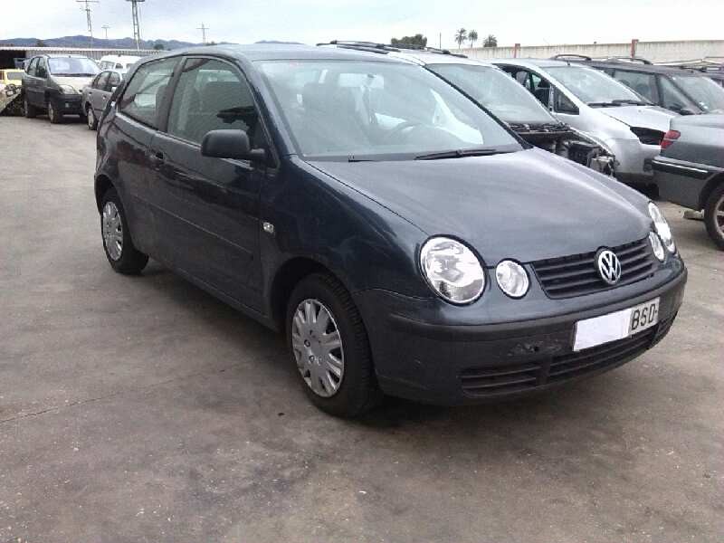 VOLKSWAGEN POLO (9N1)
