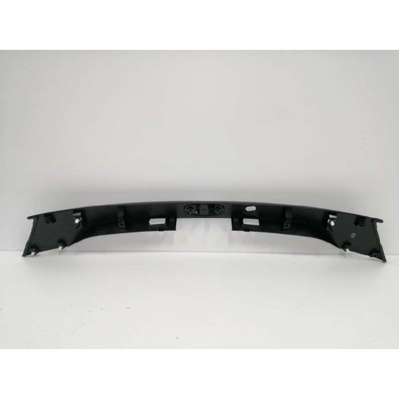 MOLDURA TRASERA PORTON VERDE OSCURO