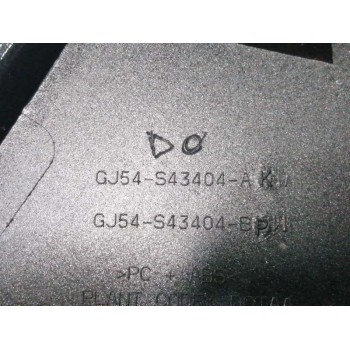 Recambio de moldura para ford kuga (cbs) referencia OEM IAM GJ54S43404A TRASERA PORTON VERDE OSCURO