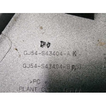 Recambio de moldura para ford kuga (cbs) referencia OEM IAM GJ54S43404A TRASERA PORTON PLATA