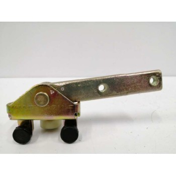 Recambio de soporte / guia puerta corredera para mercedes-benz vito (w638) caja cerrada 108 d  (638.064) referencia OEM IAM A638