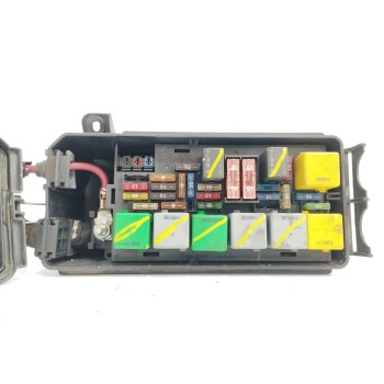Recambio de caja reles / fusibles para mercedes-benz clase m (w164) 3.0 cdi cat referencia OEM IAM A1645404135  