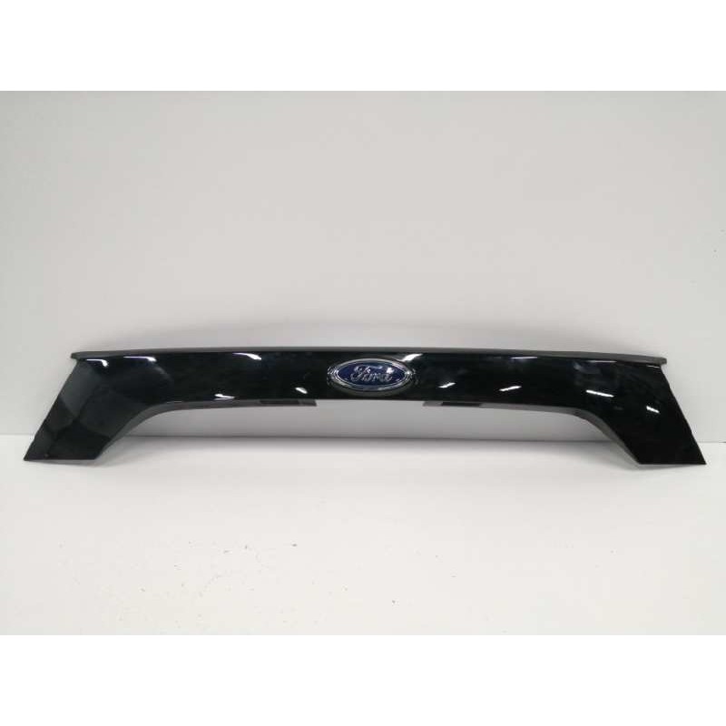 Recambio de moldura para ford kuga (cbs) referencia OEM IAM GJ54S43404A TRASERA PORTON NEGRO