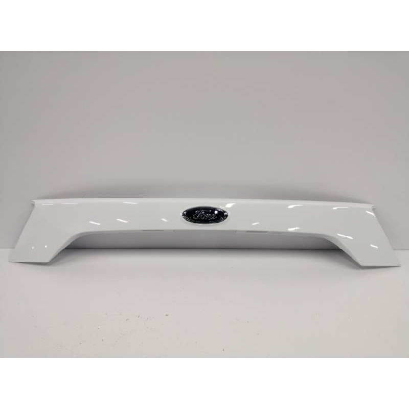 Recambio de moldura para ford kuga (cbs) referencia OEM IAM GJ54S43404A TRASERA PORTON BLANCO