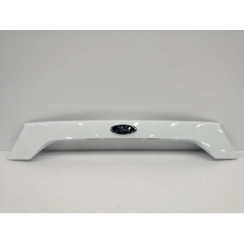 Recambio de moldura para ford kuga (cbs) referencia OEM IAM GJ54S43404A TRASERA PORTON BLANCO