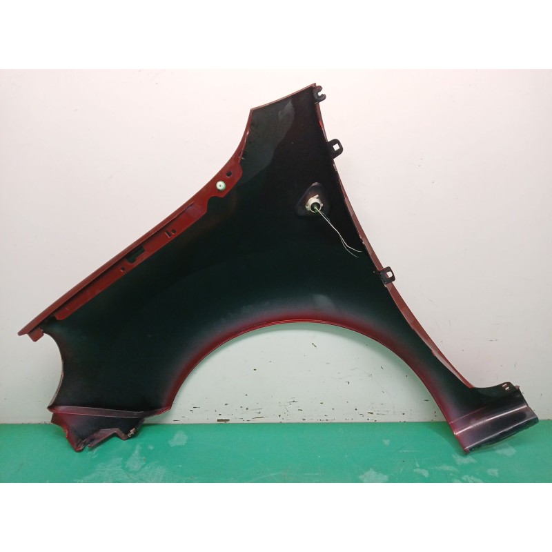 ALETA DELANTERA DERECHA