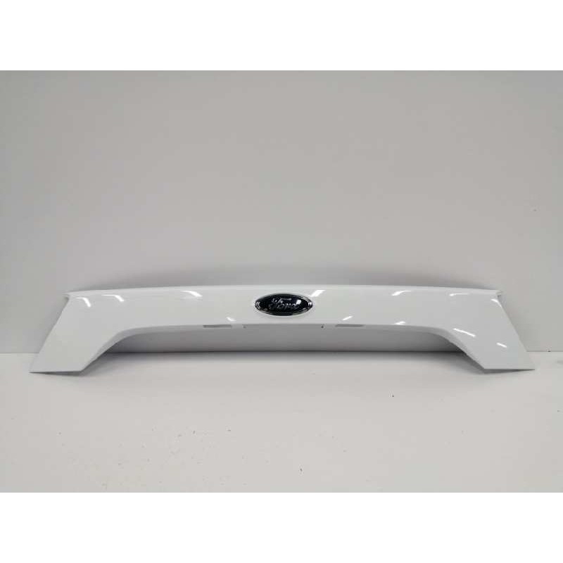 Recambio de moldura para ford kuga (cbs) referencia OEM IAM GJ54S43404A TRASERA PORTON BLANCO