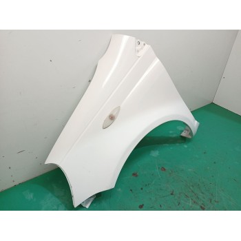 Recambio de aleta delantera izquierda para toyota yaris (_p1_) 1.0 (scp10_) referencia OEM IAM 5381252010  