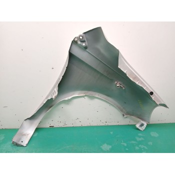 Recambio de aleta delantera izquierda para toyota yaris (_p1_) 1.0 (scp10_) referencia OEM IAM 5381252010  