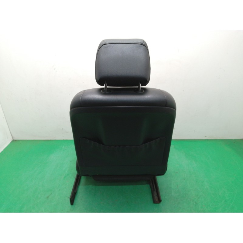 ASIENTO DELANTERO IZQUIERDO OBSERVAR FOTOS