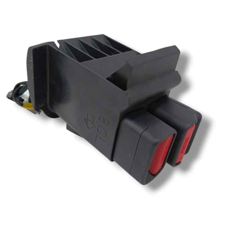 ENGANCHE CINTURON IZQUIERDO TRASERO